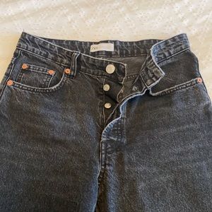 Zara Black Highwaisted Jeans